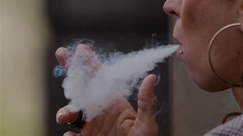 Landmark Tobacco Bill Aims To Create First Smoke Free Generation