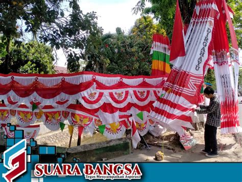 Jelang Hut Ri Ke Penjual Bendera Di Pamekasan Sudah Mulai