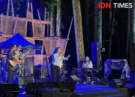 Momen Seru Jazz Gunung Slamet Sal Priadi Buat Heboh