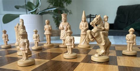 Vintage chess set - Chess Forums - Chess.com