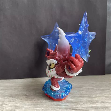 Skylanders Trap Team Winterfest Lob Star