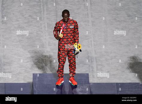 Eliud kipchoge tokyo 2020 hi-res stock photography and images - Alamy