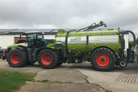 Claas Xerion Mit Kaweco Double Twin Shift Fass F R Euro