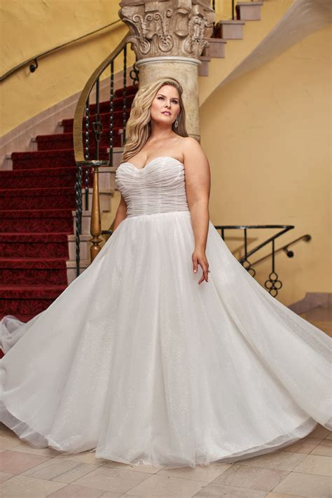 Plus Size Strapless Ball Gown Wedding Dress Michelle Bridal Mb2422 Sydneys Closet