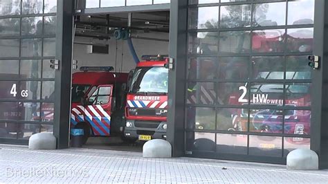 Ambulance En Brandweer Met Spoed Naar Ongeval In Den Haag Youtube