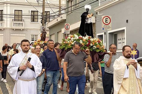 Festa De S O Benedito Termina Missa Solene E Prociss O Jornal A