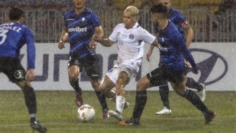 La Insólita Imagen Del Duelo De Huachipato Ante Gremio Que Se Hizo Viral