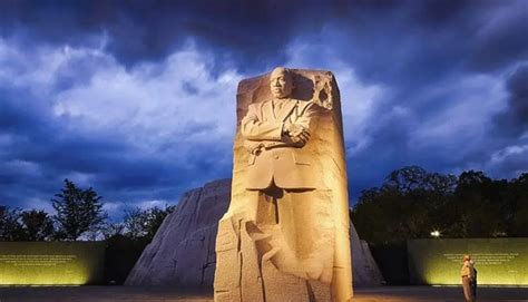 Martin Luther King, Jr. Memorial - USA Guided Tours