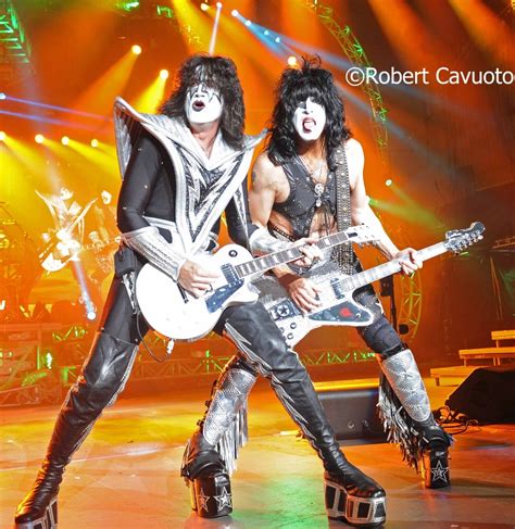 Kiss And Def Leppard Rockin With Ferocity At Pnc Art Center