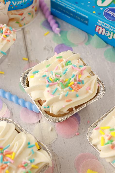 Funfetti Mini Tres Leches Cakes Pillsbury Baking