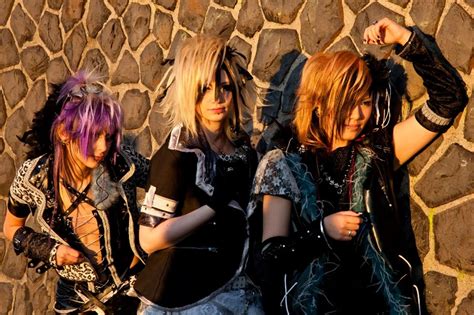 sports anime  popular absolute anime