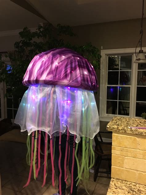 Coolest Diy Jellyfish Halloween Costume Disfraces Disfraces Mar