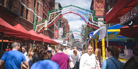 The Feast Of San Gennaro In Little Italy Travel Journal Mag