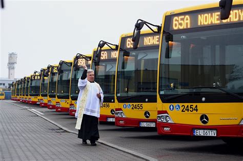 Mpk D Zaprezentowa O Nowe Autobusy Mercedesy B D Wozi Odzian