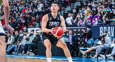 Basketball Top5 曾祥鈞確定缺席！富邦勇士東超大戰韓國職籃勁旅 首戰先發名單出爐