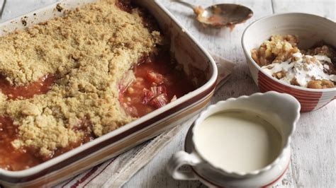 Crumble recipes - BBC Food