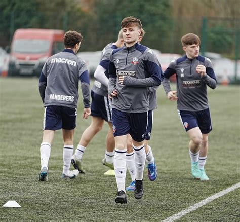 Bolton Wanderers U18s 1 1 Walsall U18s Ben Livingstone Flickr