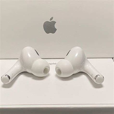 Airpods Pro 第二世代両耳 エアーポッズ正規品 純正品右左耳 R、l イヤフォン