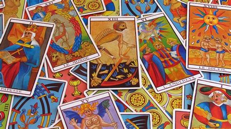 Tarot De Marseille Apprenez Pr Dire Votre Avenir Avec Les Tarots