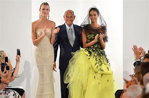 Fashion Designer Oscar De La Renta Dead At 82