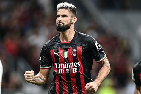 Milan Napoli Goal Di Olivier Giroud Match Che Ritorna In Parit