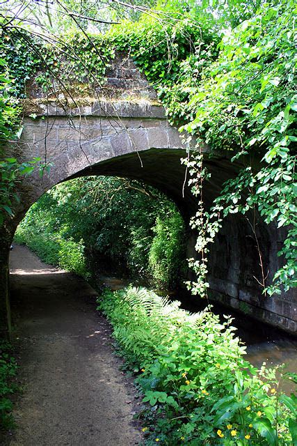 Canal Bridge David Lally Cc By Sa 2 0 Geograph Britain And Ireland