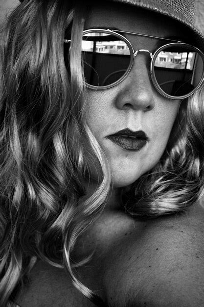 Premium Photo Close Up Portrait Of Woman Wearing Sunglasses