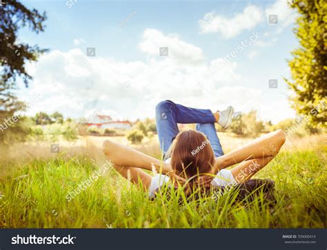 4848 Lying In Grass Looking At Sky Images Stock Photos And Vectors