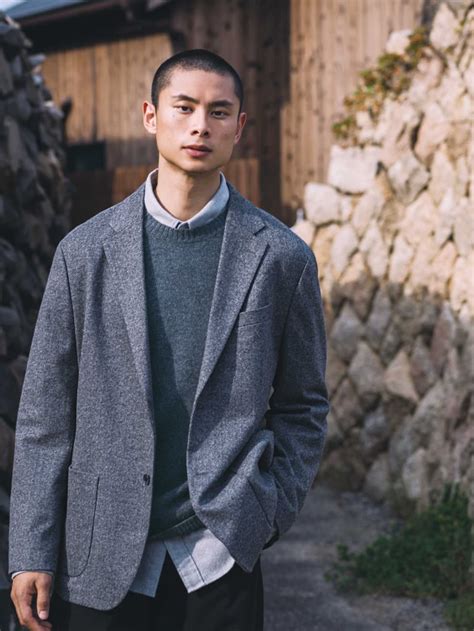 Kagawa Timeless Modern LifeWear Magazine UNIQLO VN