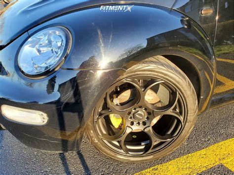 2001 Volkswagen Beetle GLX With 18x8 5 Venom 43 And Federal 235x40 On