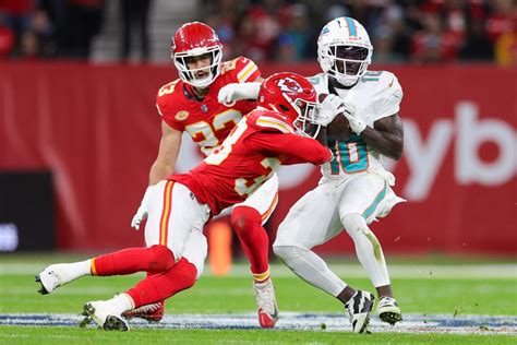 Peacock Exclusive Stream Dolphins Chiefs Playoff Game Stirs Fan Anger