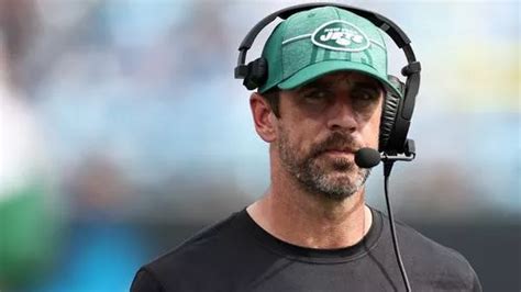 Aaron Rodgers Issues First Statement After New York Jets Sign Dalvin