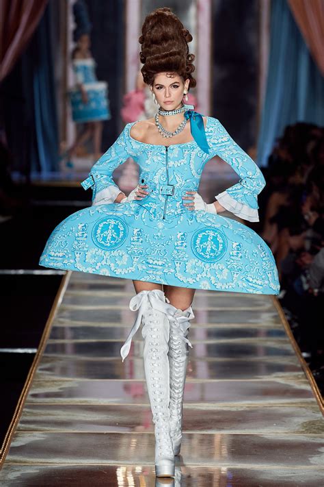 Moschino Fall 2020 Ready To Wear Collection Fashion Couture Fashion