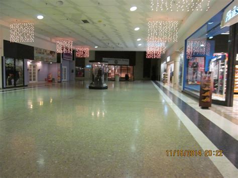 Trip to the Mall: Washington Square Mall - (Indianapolis, Indiana)