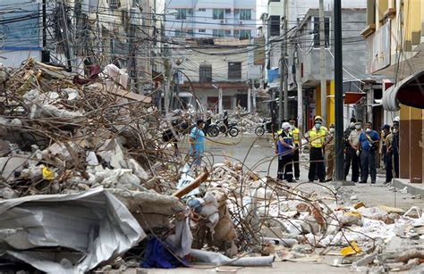 Sube A 655 Los Muertos Por El Sismo En Ecuador