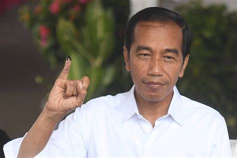 Joko Widodo é reeleito presidente da Indonésia 20 05 2019 Mundo Folha