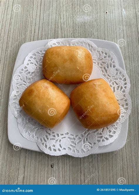 Fried Mantou With Condensed Milk And Chinese Tea Stock Photo