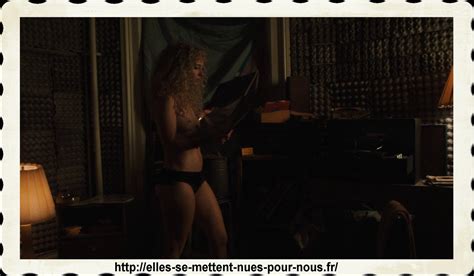 Naked Juno Temple In Vinyl