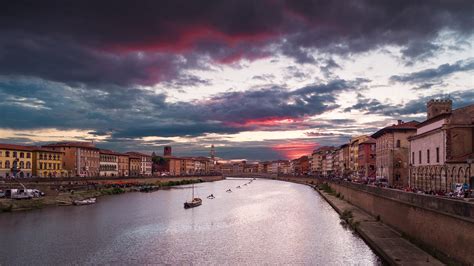 Fondos de pantalla río Paisaje urbano barco puesta de sol