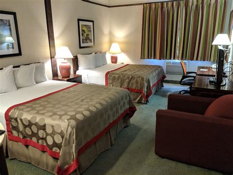 Park Sleep Fly Packages at Ramada Portland Oregon Airport