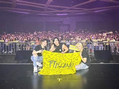 Senang Bisa Nyanyi Bareng Fans Ftisland Janji Akan Kembali Ke Indonesia