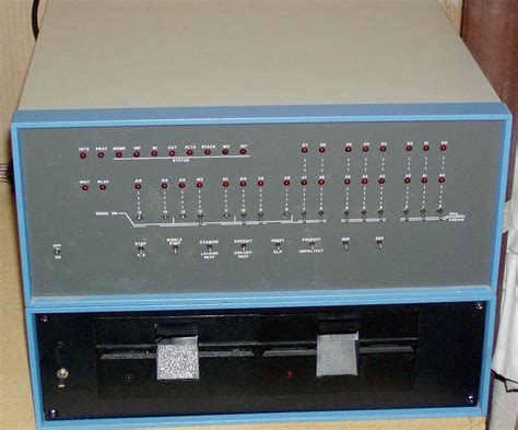 DAVES OLD COMPUTERS ALTAIR 8800 Complete System