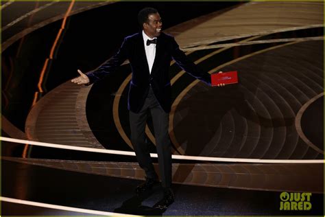 Conspiracy Theorists Are Sharing A Fake Image Of Chris Rock Wearing A