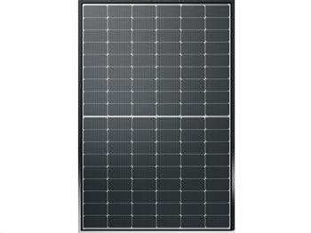 Fotovoltaický solární panel AXIpremium XXL HC BLK AC 410MH 108V 410 Wp