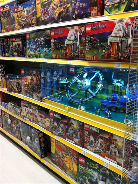 LEGO Avengers Sets Arrive at Toys R Us – Brick Update