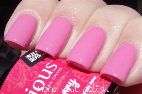 Gelicious Berry-licious collection ~ More Nail Polish