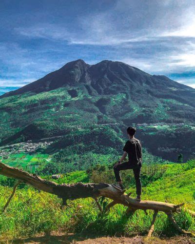 Wisata Bukit Mongkrang Tawangmangu Tiket Masuk Lokasi Mitos