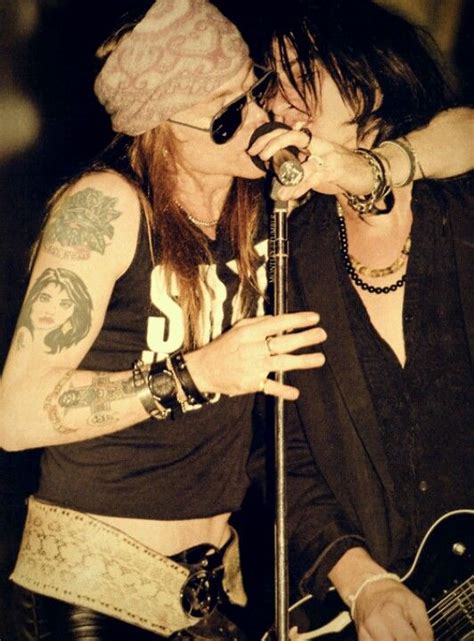 Guns N Roses Founders Axl Rose Lead Singer And Izzy Stradlin Rhythm Guitar Guns N Roses