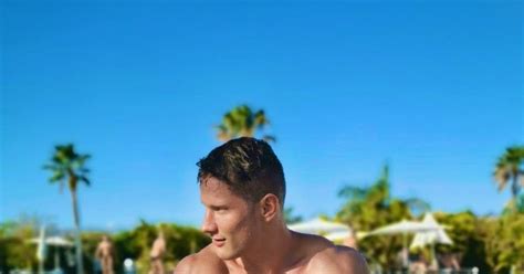 We Love Hot Guys When It Gets Hot In The Beach