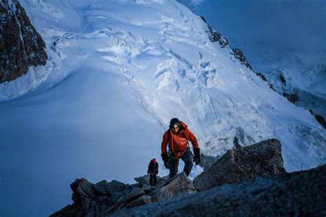 中外登山家在凯乐石分享探险经历 传递“只为攀登”精神 企业频道 东方网